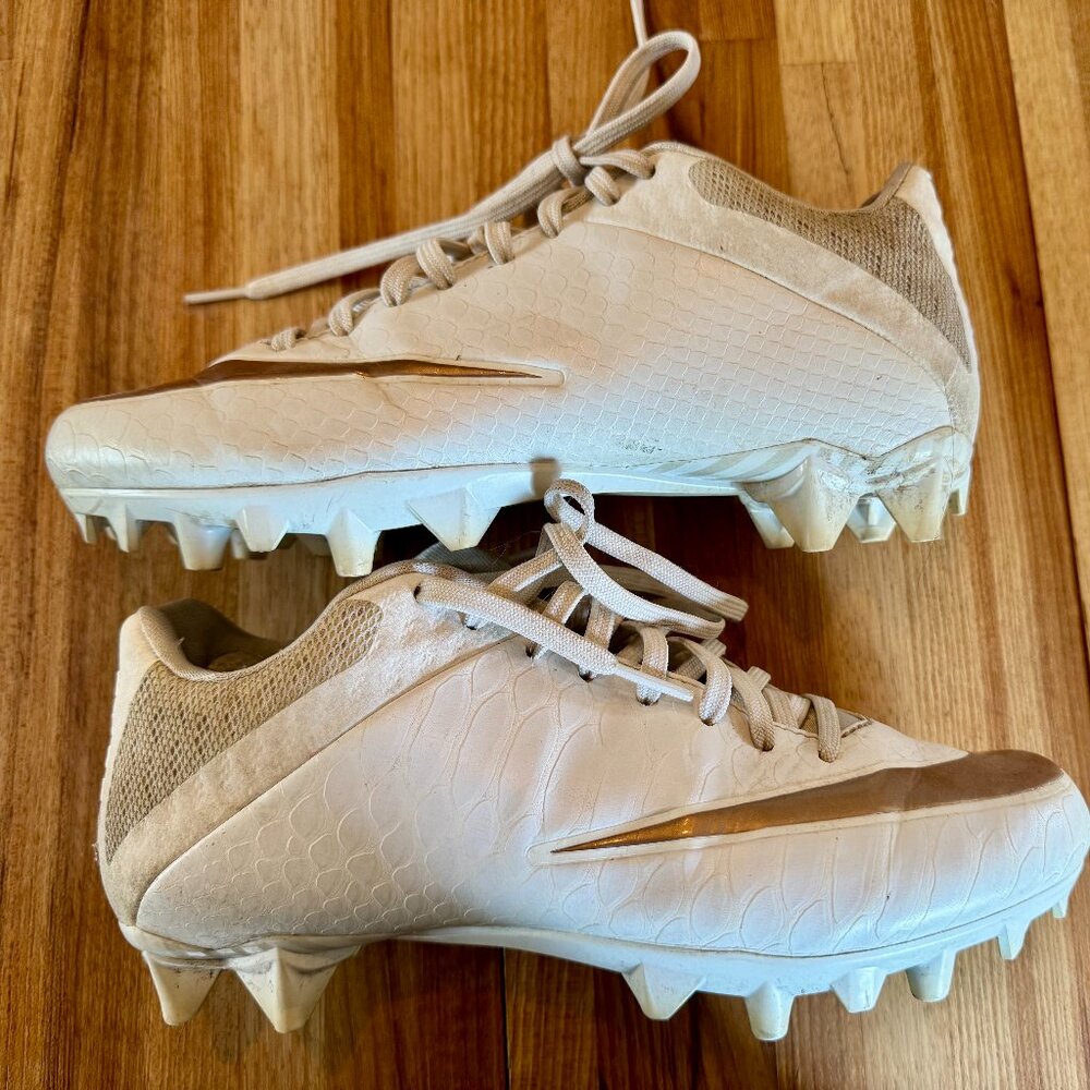 Nike Lacrosse Cleats size 5.5 girls